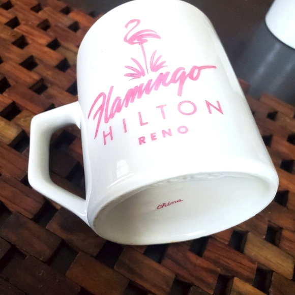 Hilton Flamingo Reno White Pink Mug Vintage Retro Style - Picture 2 of 8